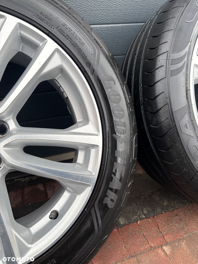 Alufelgi z Oponami Ford 5x108 7.5Jx18 ET 52.5 235/50/18 CJ5C-M1B F0053 - 7