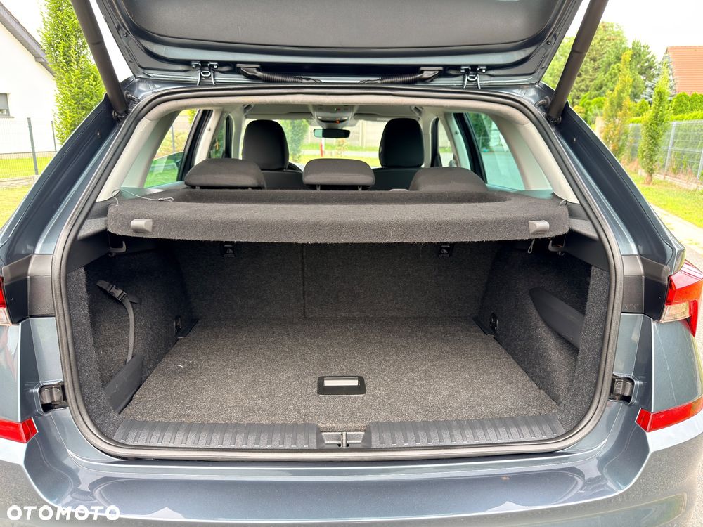 Skoda Kamiq 1.0 TSI DSG Monte Carlo - 29