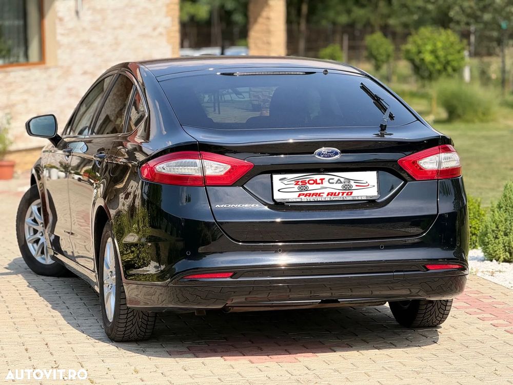 Ford Mondeo 2.0 TDCi Start-Stopp PowerShift-Aut. Vignale - 4