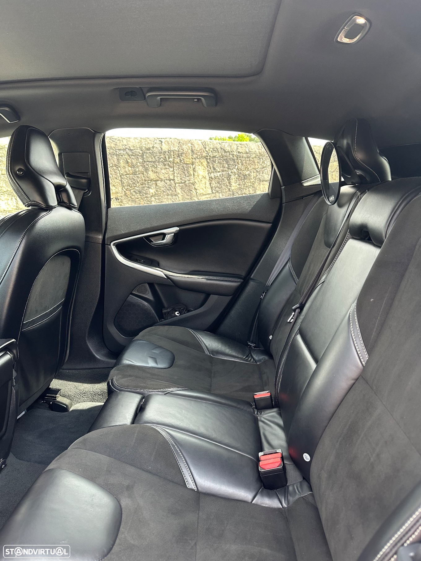 Volvo V40 1.6 D2 R-Design - 41