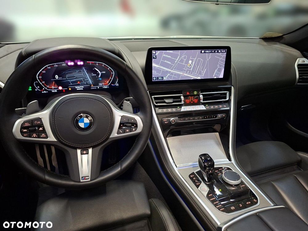 BMW Seria 8 840i - 14