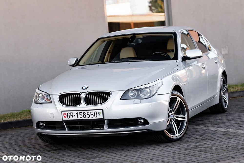 BMW Seria 5 525xi - 5