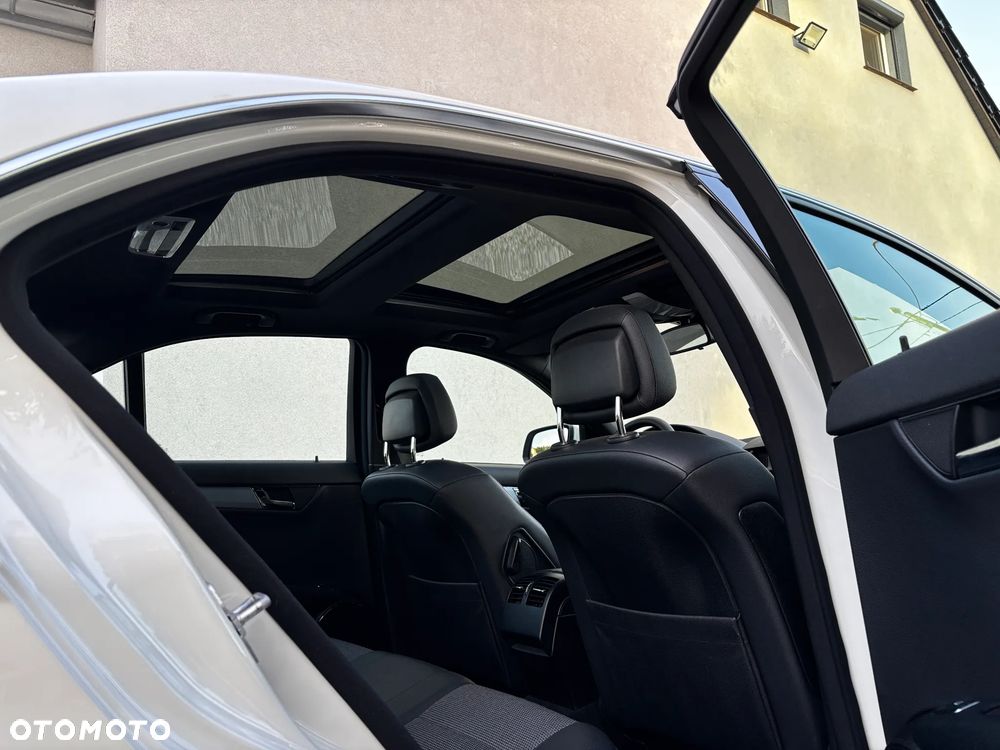 Mercedes-Benz Klasa C 200 Kompressor Avantgarde - 16