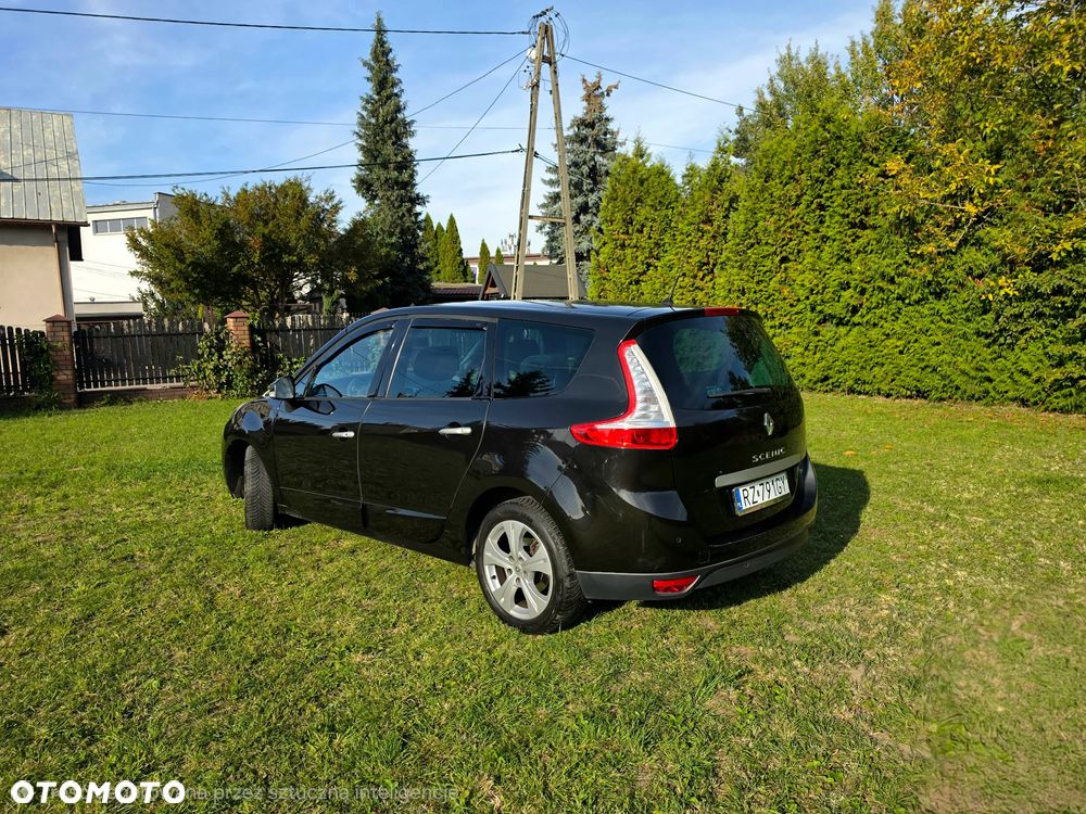 Renault Scenic TCe 130 Luxe - 17