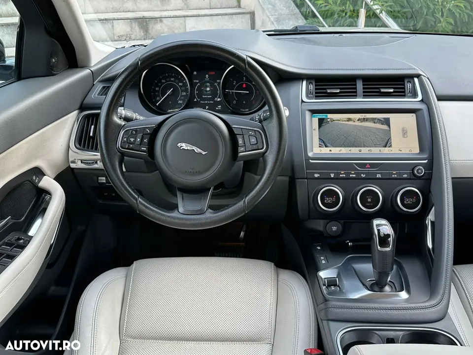 Jaguar E-Pace D150 AWD S - 9