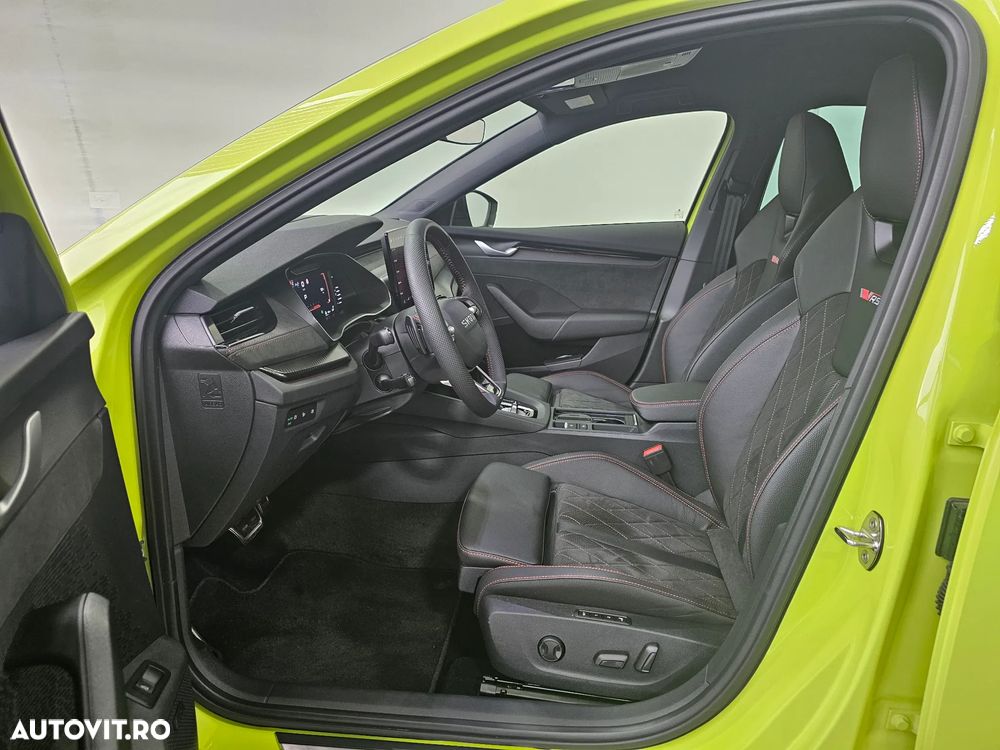 Skoda Octavia 2.0 TSI 265 CP DSG RS - 10