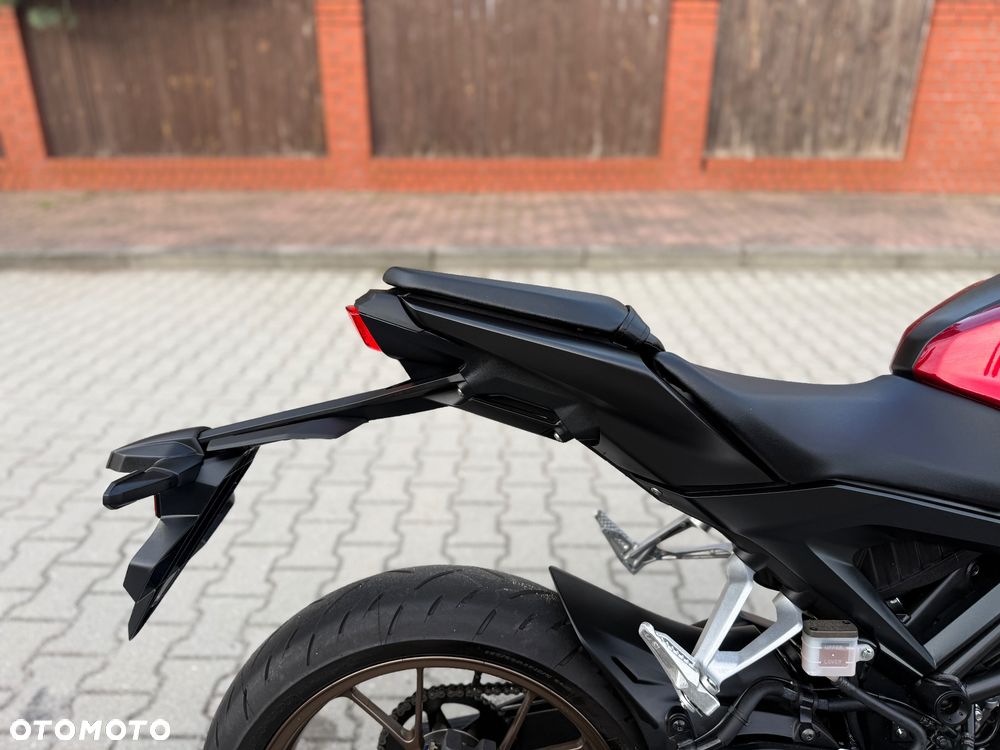 Honda CB - 11