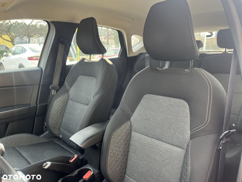 Renault Captur - 13