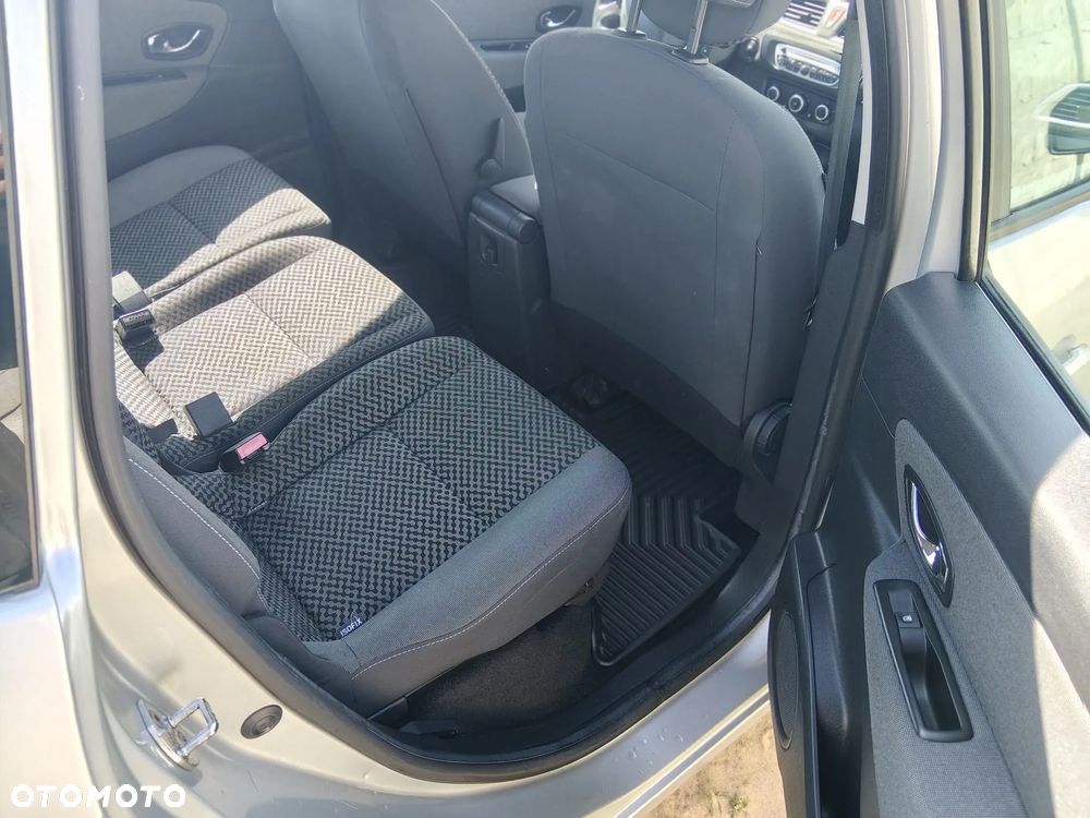 Renault Scenic - 5
