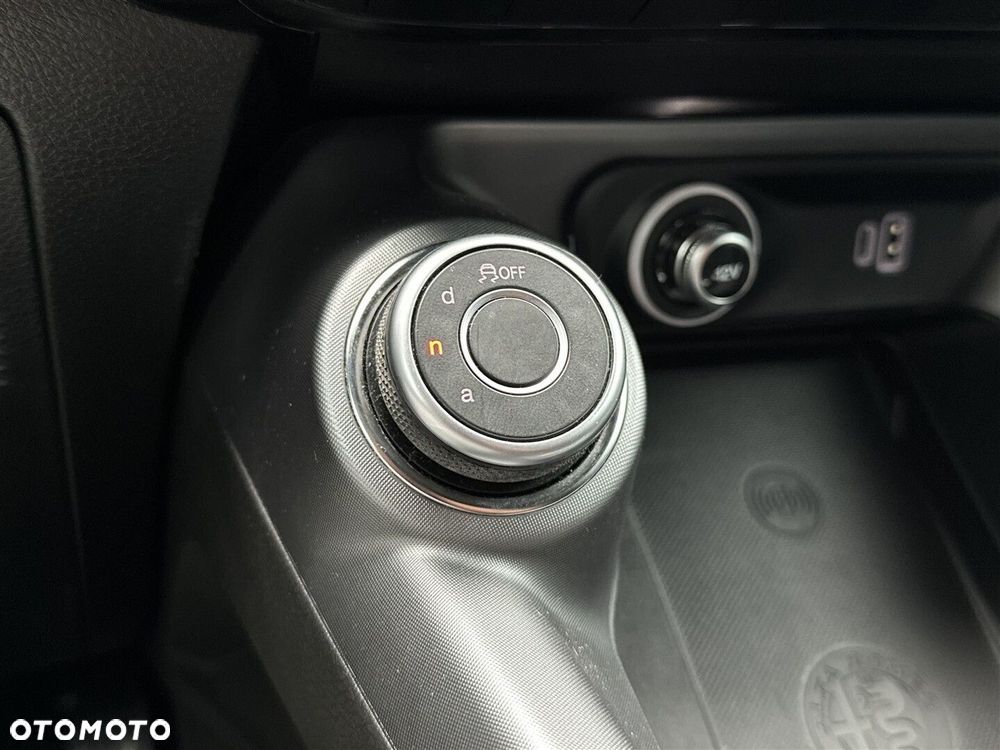 Alfa Romeo Tonale 1.5 T4 GSE mHEV Sprint DCT - 21