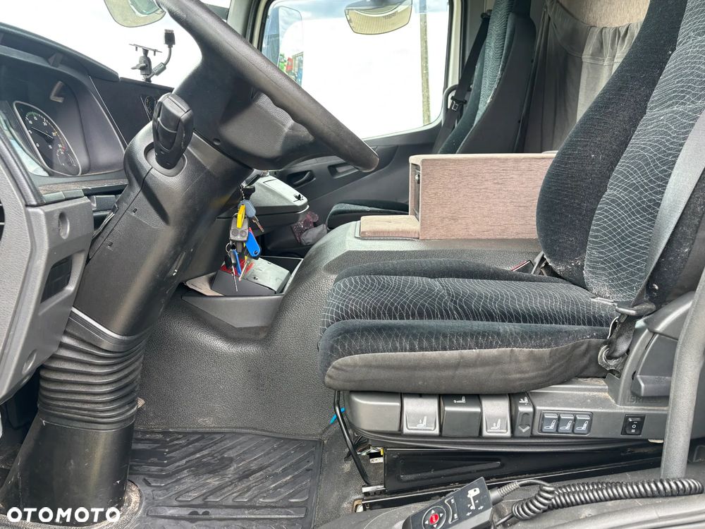 Mercedes-Benz ATEGO 1524  EURO 6 (1527, 1530) kontener z windą , kabina przeedłużana  z łóżkiem składanym, kurierka, paletówka, - 15