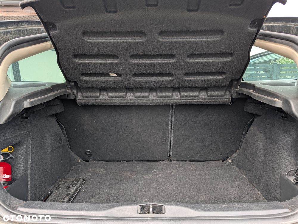 Citroën C4 1.6 16V VTR Pack - 12