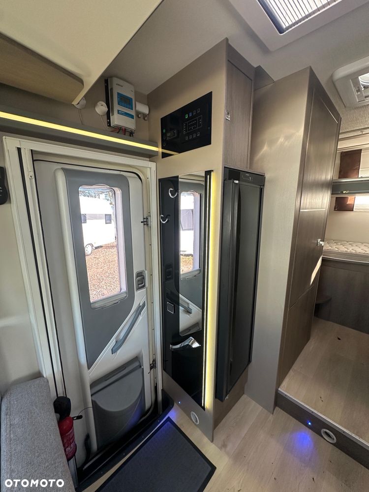 Ford CHAUSSON 720 Titanium Premium - 15