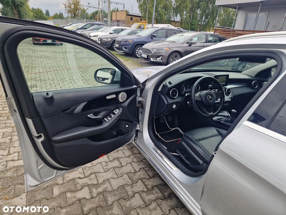 Mercedes-Benz Klasa C - 12