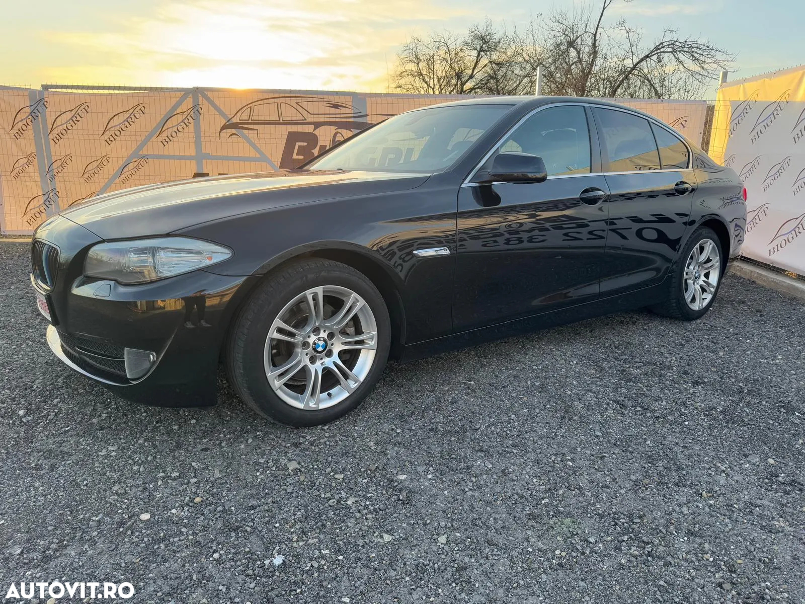 BMW Seria 5 520d Aut. - 9