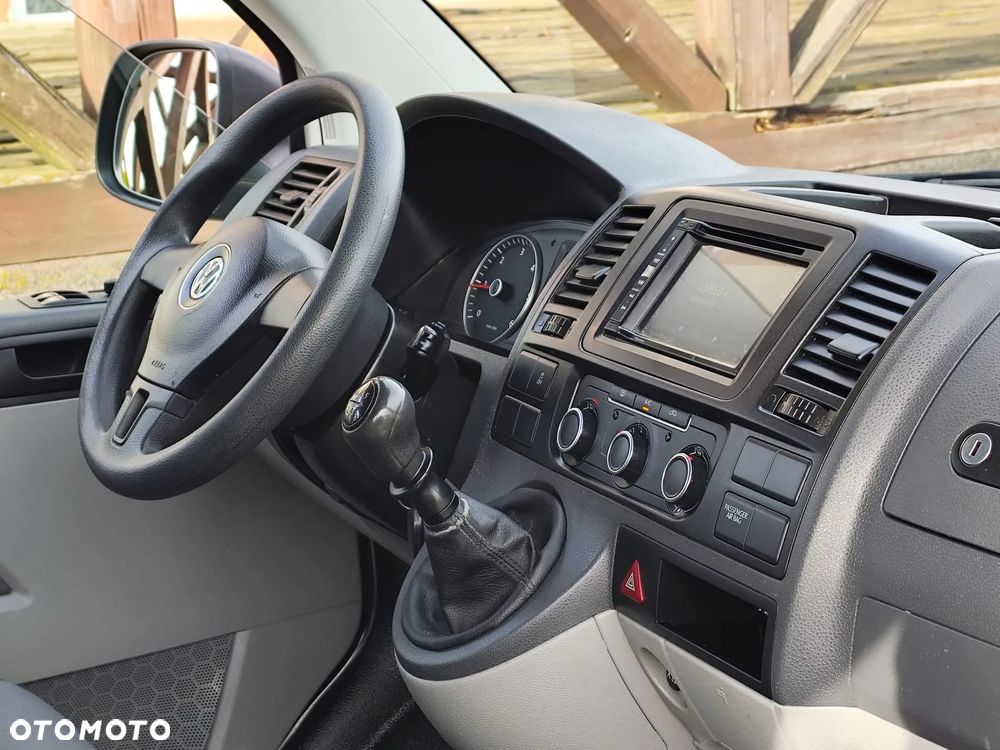 Volkswagen Transporter T5 - 13