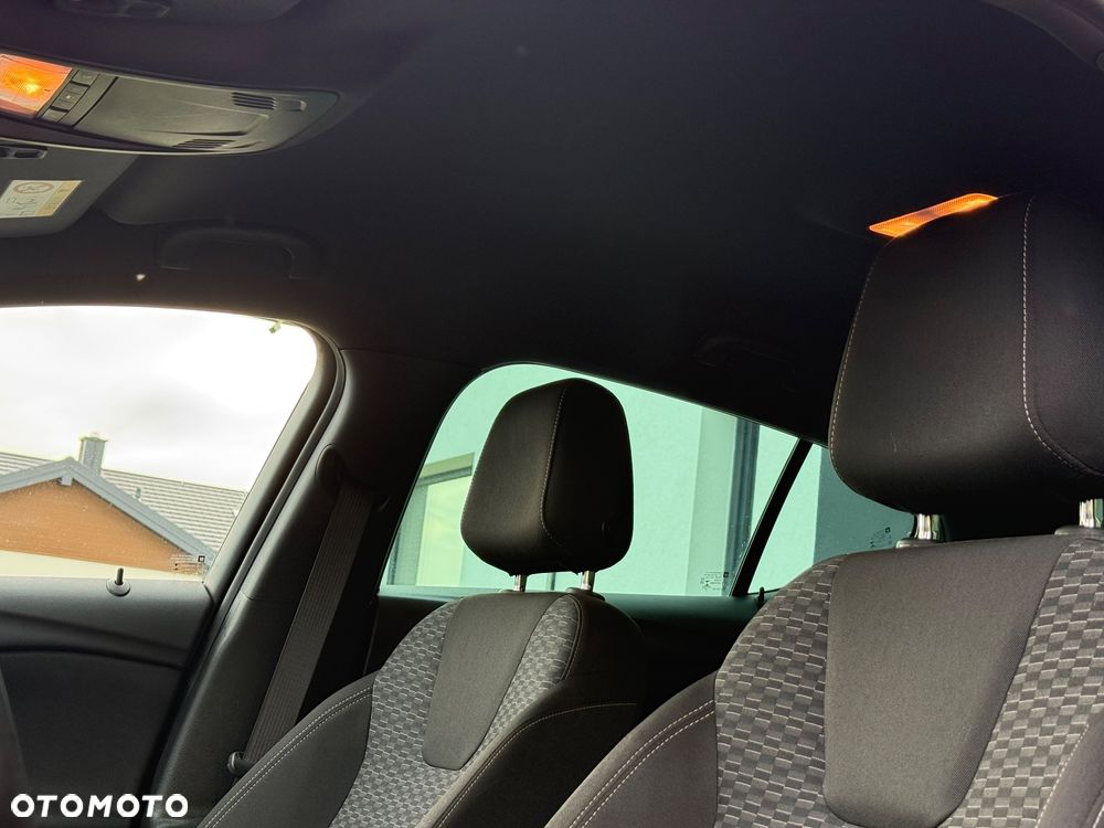 Opel Astra 1.4 T Dynamic - 26