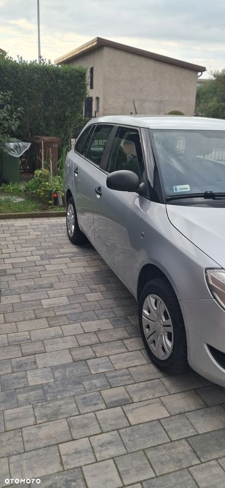Skoda Fabia 1.6 TDI DPF Active Plus - 4