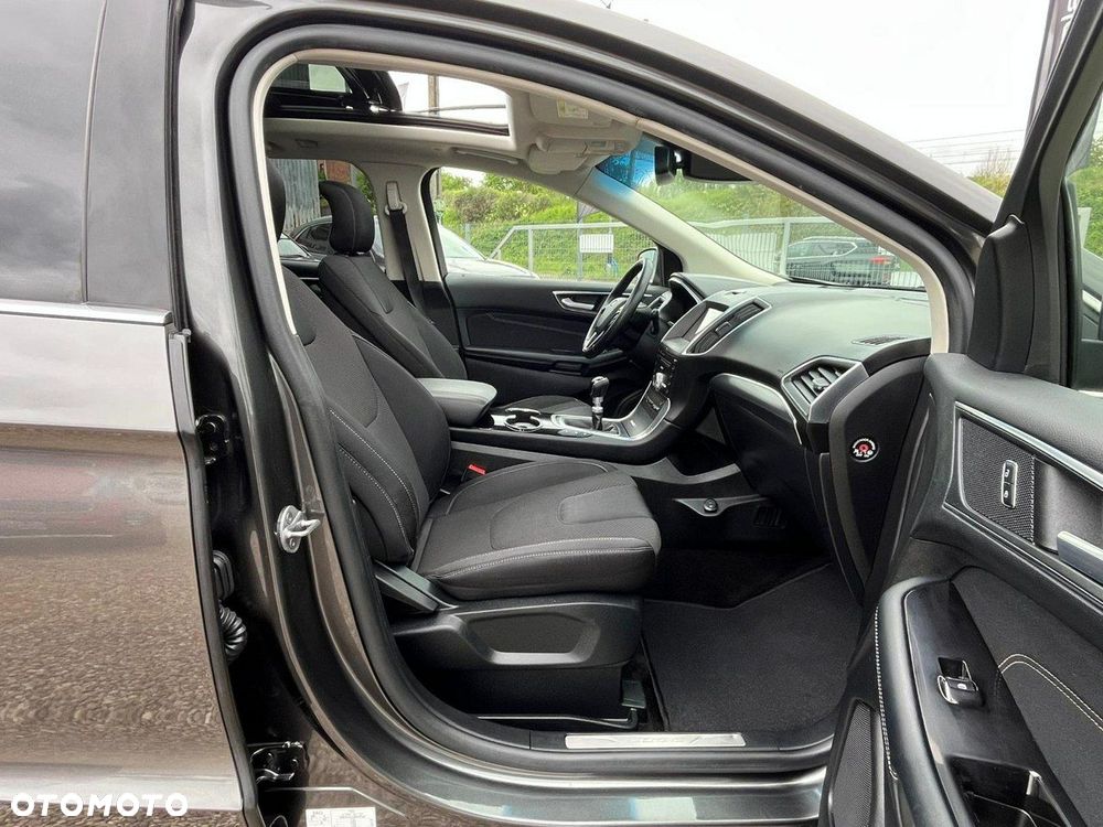 Ford Edge - 8