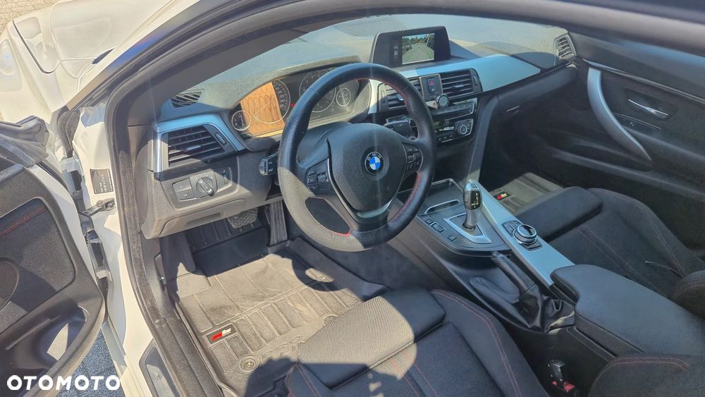 BMW 3GT 330i xDrive Sport Line sport - 8