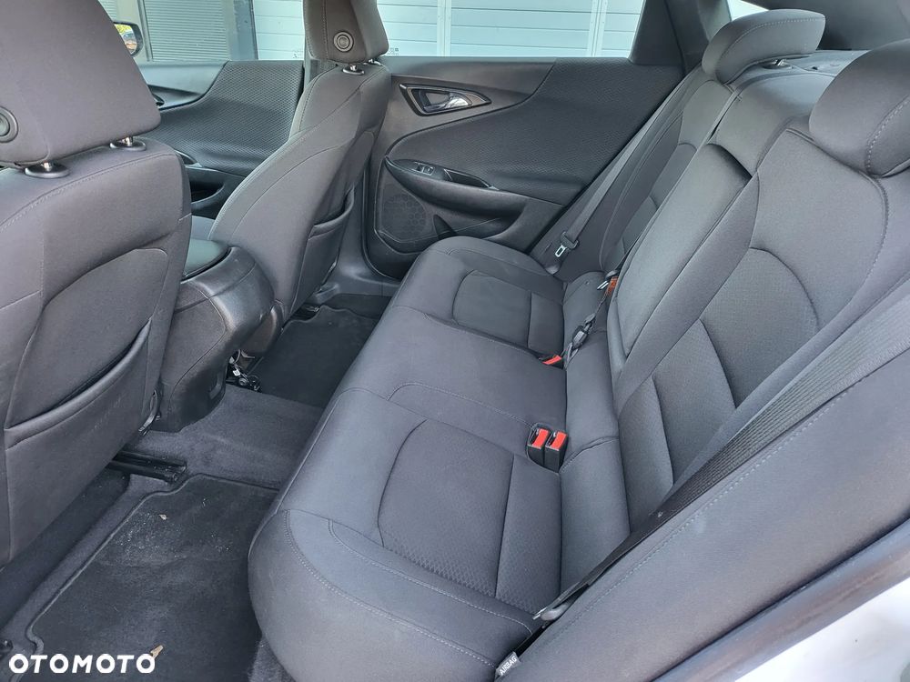 Chevrolet Malibu - 10