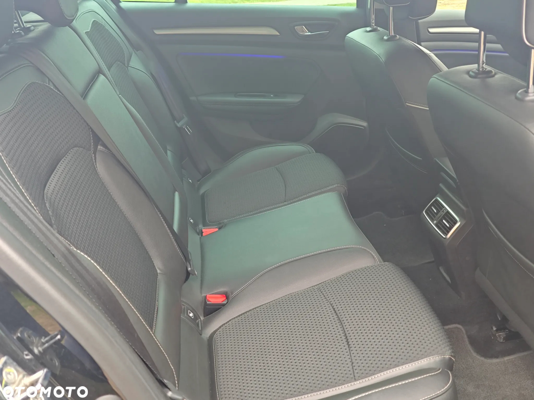 Renault Megane 1.2 16V TCe Bose EDC EU6 - 35