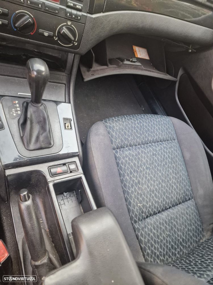 BMW 320 d Sport Edition Automatic - 4