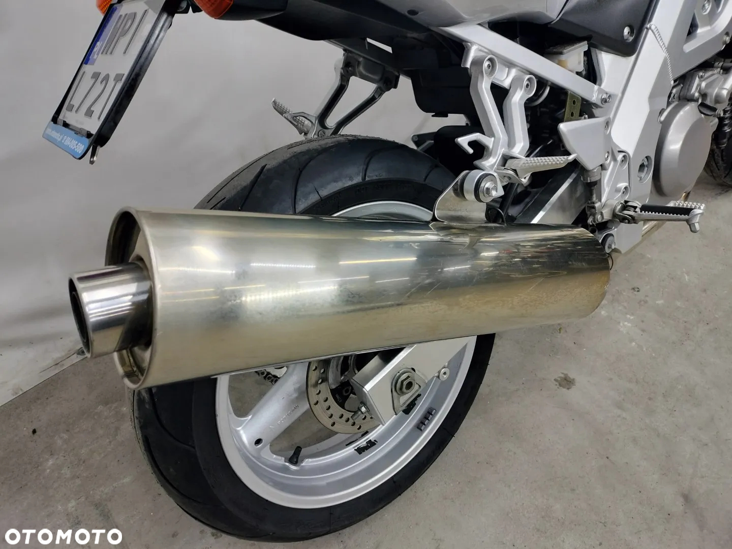 Suzuki SV - 8
