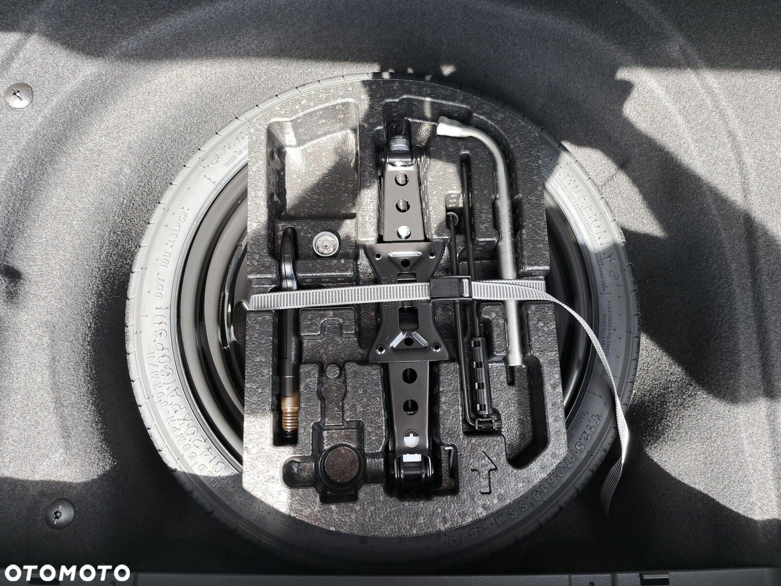 Volkswagen Passat - 35