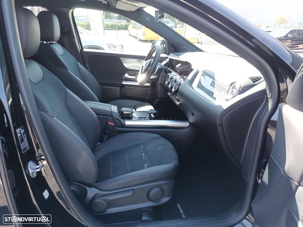 Mercedes-Benz GLA 180 d AMG Line - 11