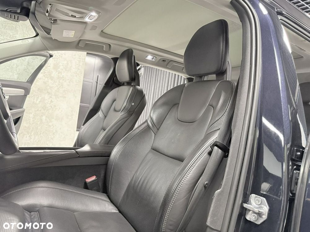 Volvo V90 D5 AWD Geartronic Inscription - 27
