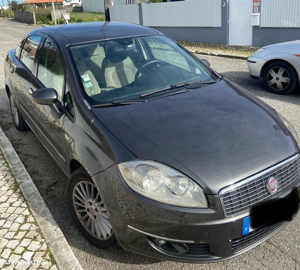 Fiat Linea 1.3 M-Jet Emotion - 2