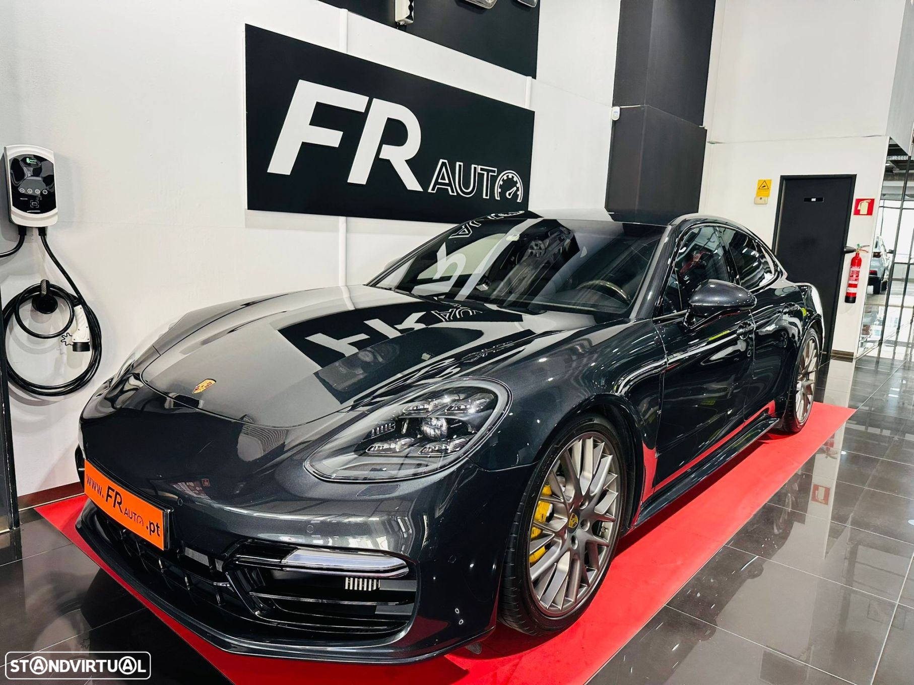Porsche Panamera Turbo - 7