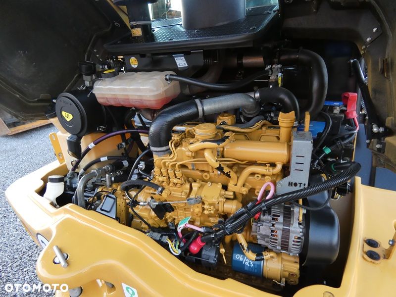 Caterpillar CAT 906H2 Z Niemiec / Org. 2.969mtg / Idealna / - 16