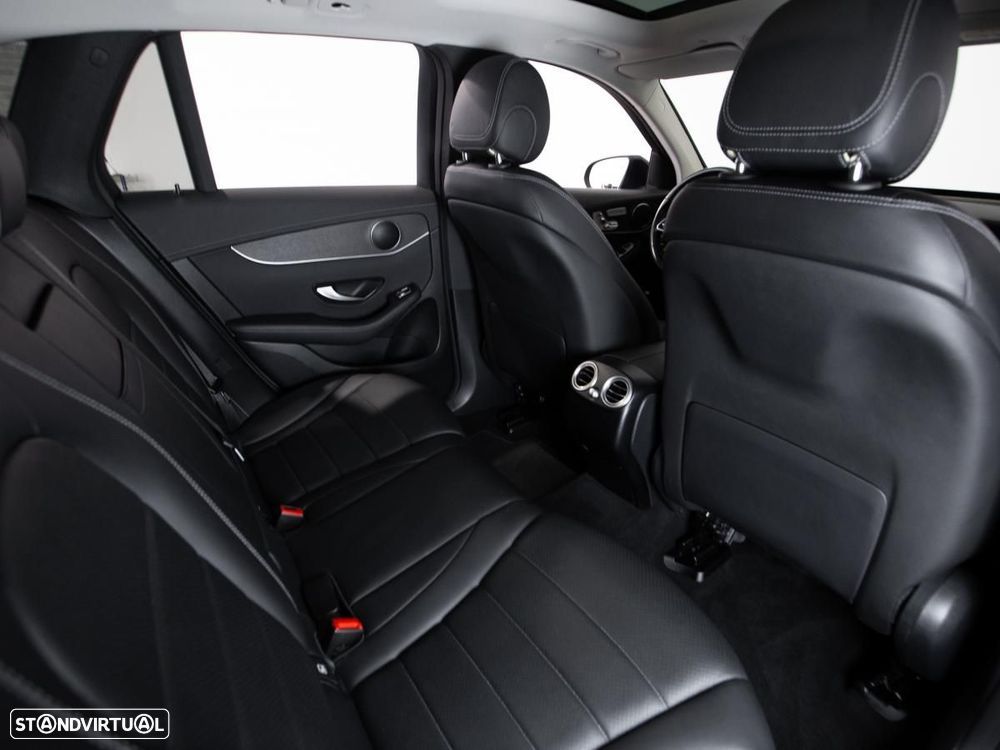 Mercedes-Benz GLC 300 de 4Matic - 12