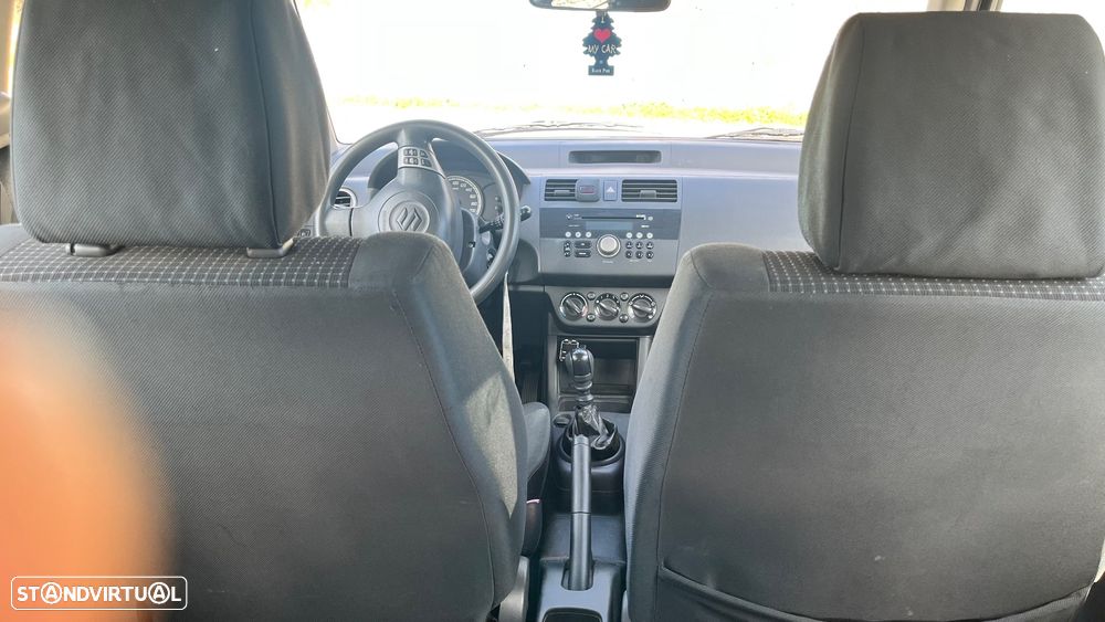 Suzuki Swift 1.3 DDiS GL - 5