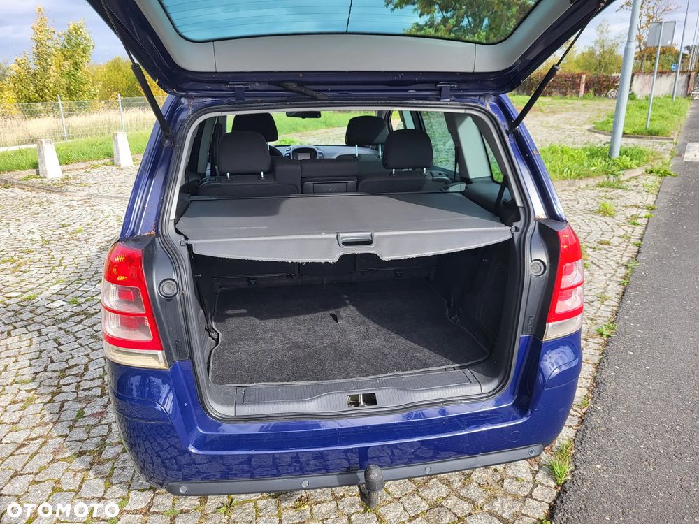 Opel Zafira 1.8 Design Edition - 20