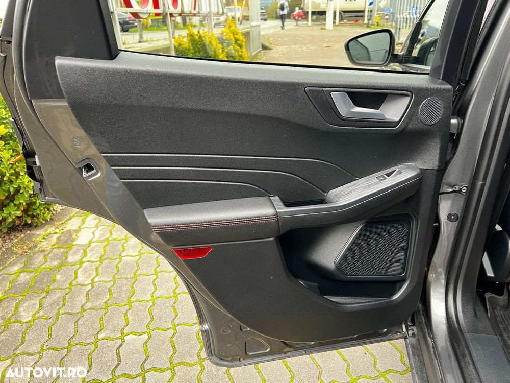 Ford Kuga 2.5 Duratec FHEV FWD ST Line - 38