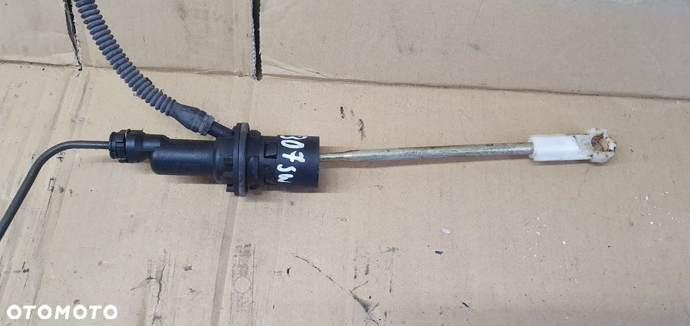 Pompka sprzęgła wysprzęglik przewód rurka Peugeot 307 2.0 HDI 9637030880 - 2