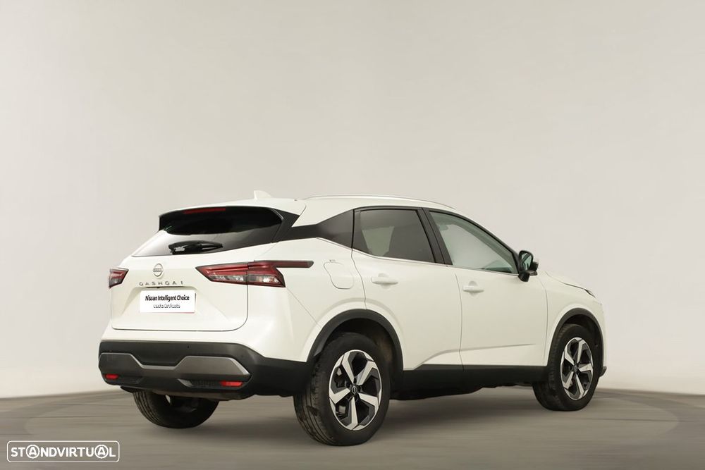 Nissan Qashqai 1.3 DIG-T N-Connecta LED Xtronic - 4