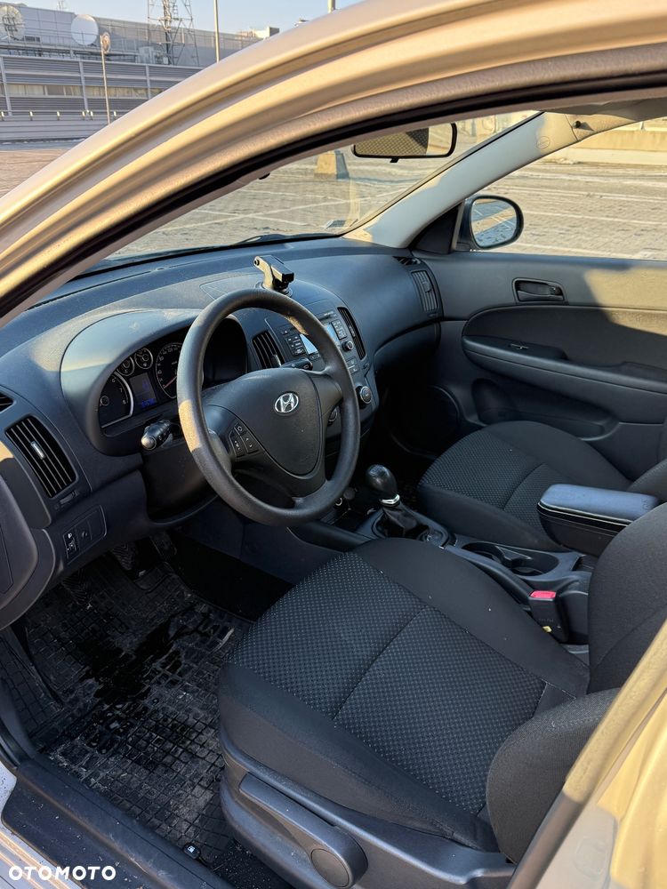 Hyundai i30 1.4 Classic - 8