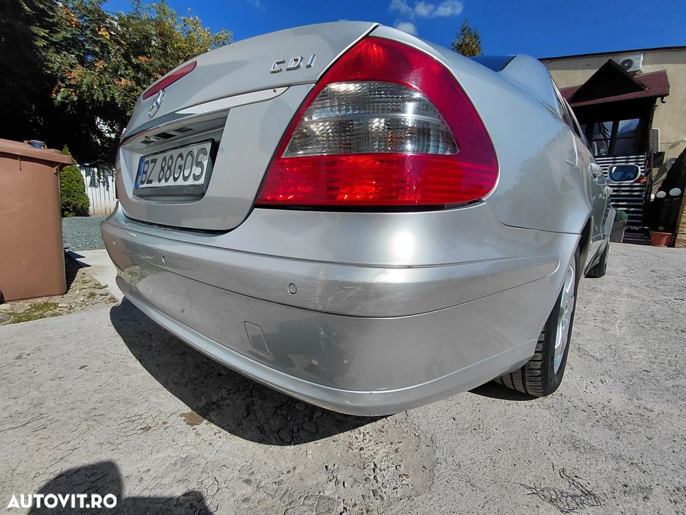 Mercedes-Benz E - 5