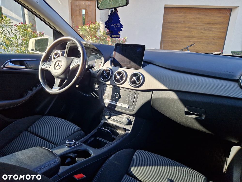 Mercedes-Benz Klasa B 180 (CDI) d 7G-DCT - 9