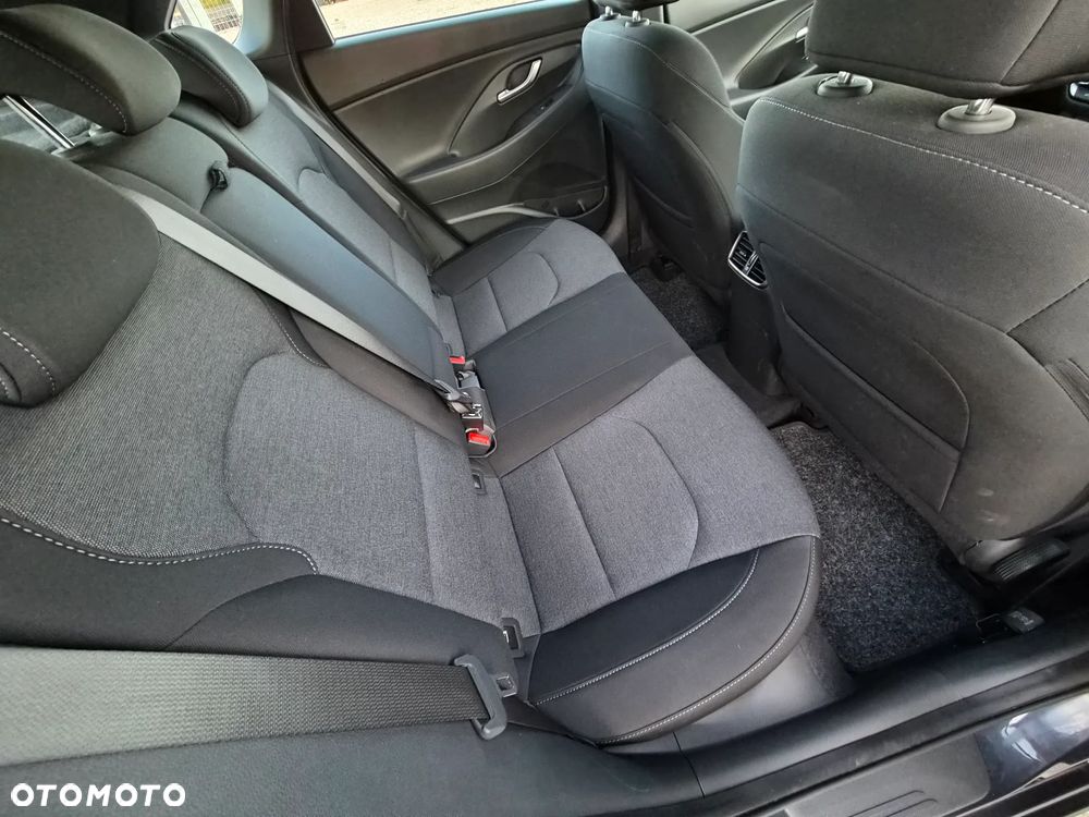 Hyundai i30 1.0 T-GDI 48V-Hybrid Select - 9