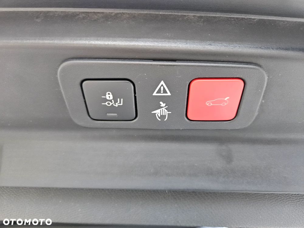 Peugeot 5008 2.0 BlueHDI GT S&S EAT6 - 40