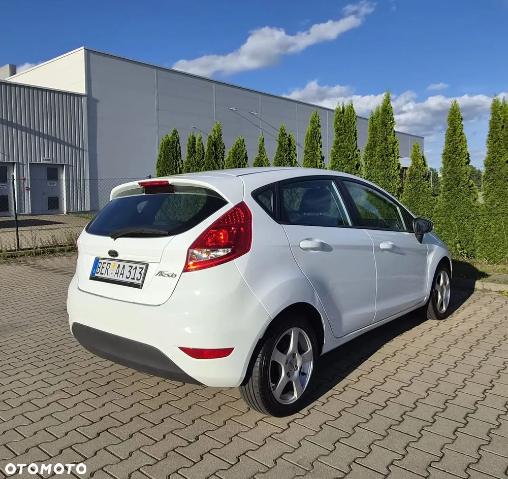 Ford Fiesta 1.25 Champions Edition - 14