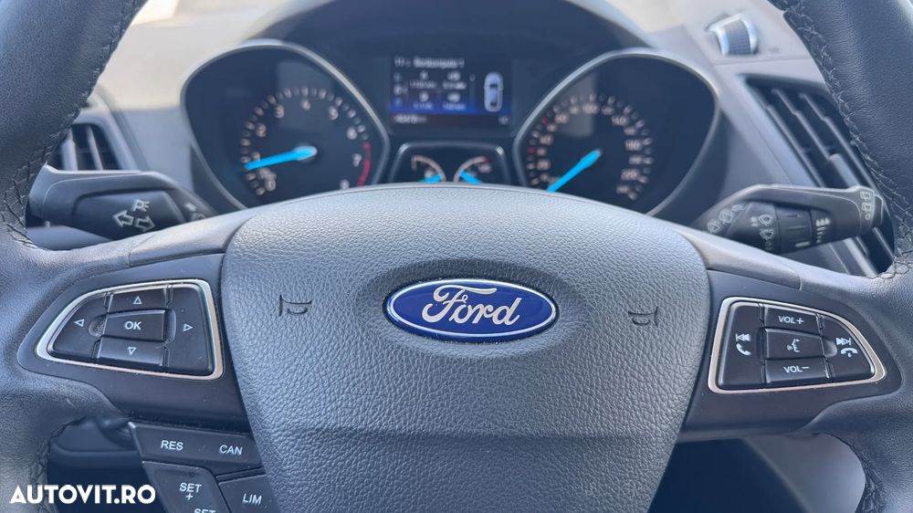 Ford Kuga 1.5 EcoBoost 2x4 Cool & Connect - 6