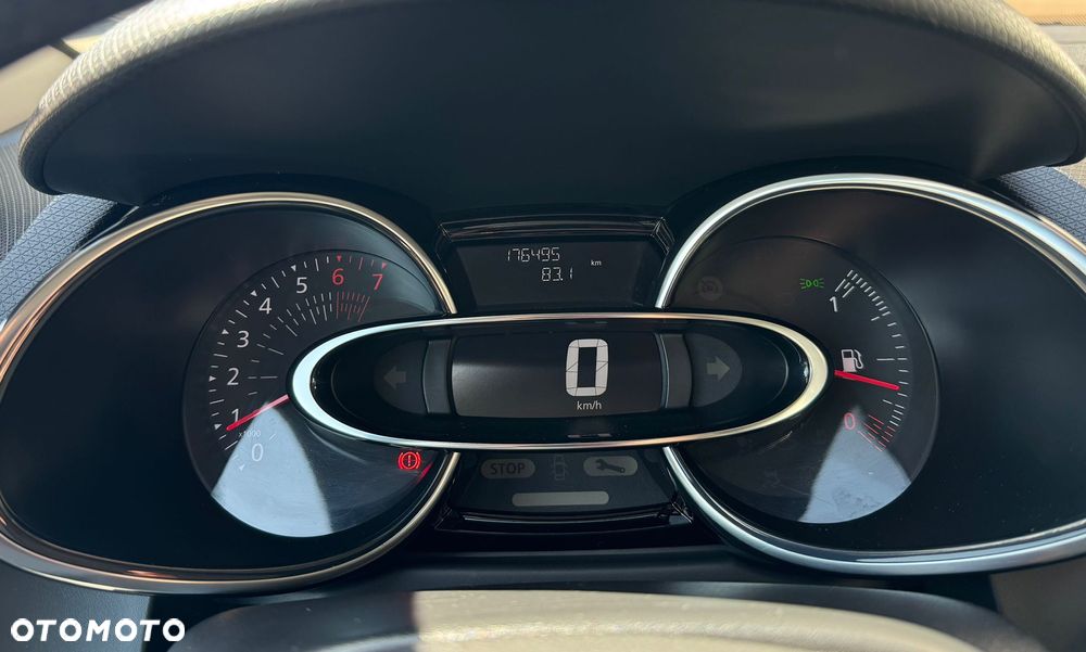 Renault Clio 1.2 16V Limited - 22