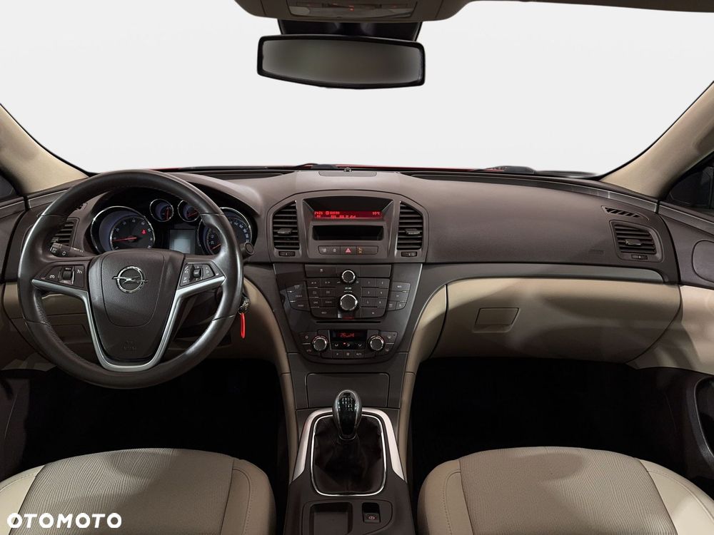 Opel Insignia - 13