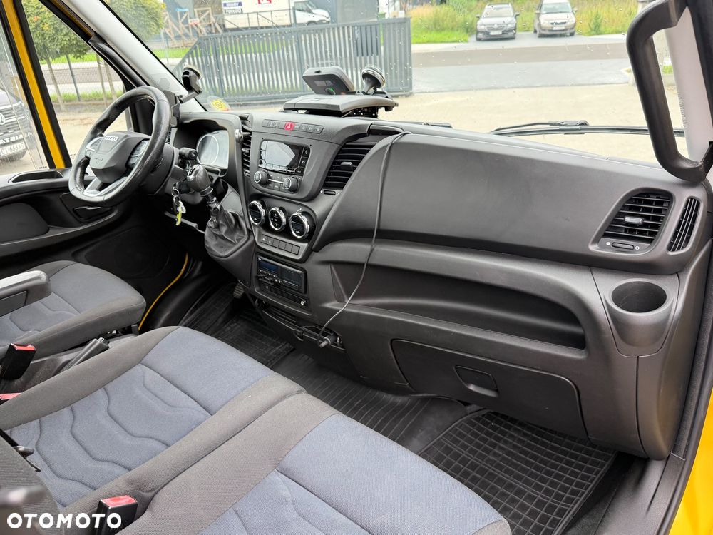 Iveco 72C18 - 21